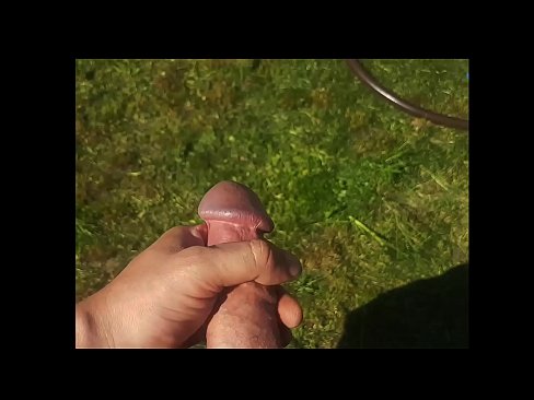❤️ Hot hottie si fa scopare la figa rosa e sborra con uno squirt in un giardino estivo ❤ Super pornoal it.japangaysex.ru ❌❤